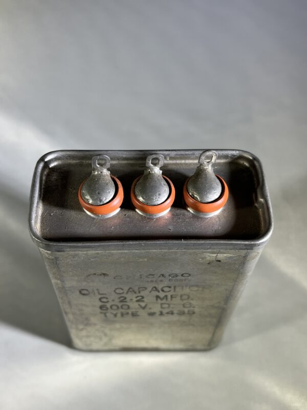 High Voltage DUAL Capacitor 2.0 / 2.0 MFD 600 VDC P/N 1435 Chicago Condenser Corp - Image 2
