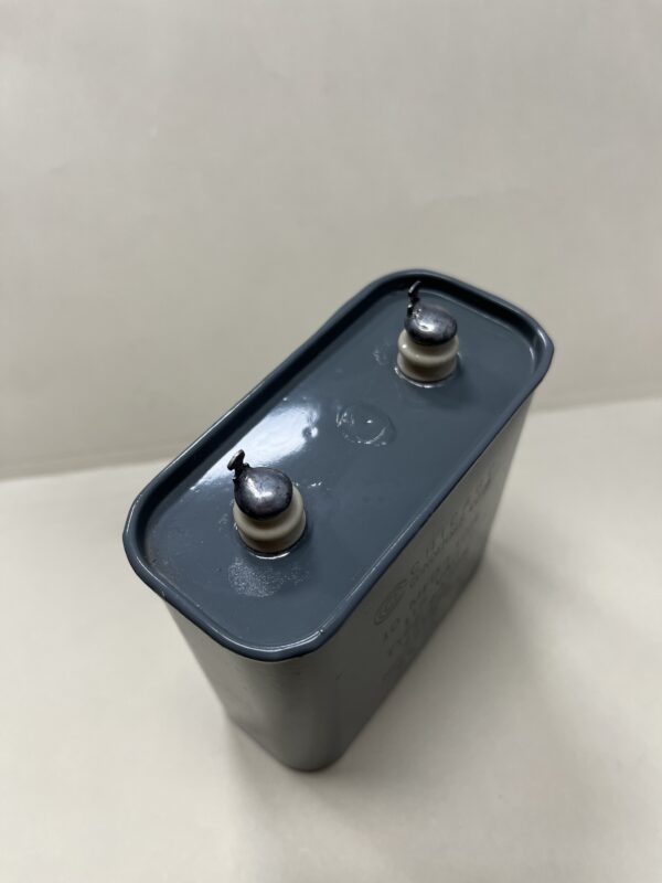 High Voltage Capacitor 10 MFD 115 VAC P/N 4778 Chicago Condenser Corp - Image 2