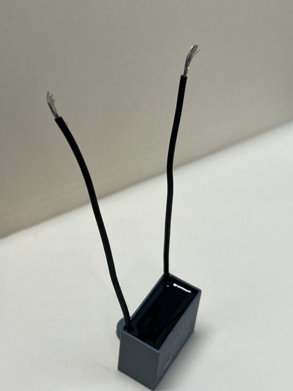 ADP250M106J-M2 10 uF 250 VAC Capacitor 6100-9148 494-00081 494-01054 - Image 3