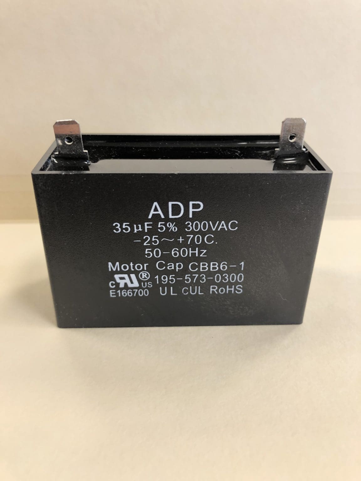 ADP300E356J 35 uF 300 VAC Capacitor 1955730300 Capacitor Industries