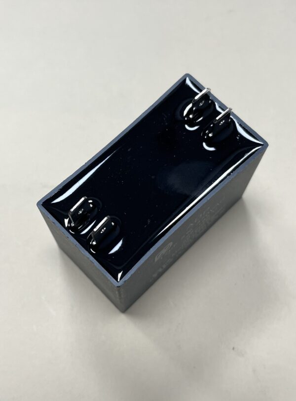 ADP370F176J 17 uF 370 VAC Capacitor CAP1018 - Image 2