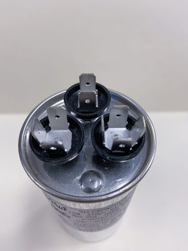 CBB65-370R0525 5-25 uF 370 VAC Dual Capacitor 203942-1 - Image 2