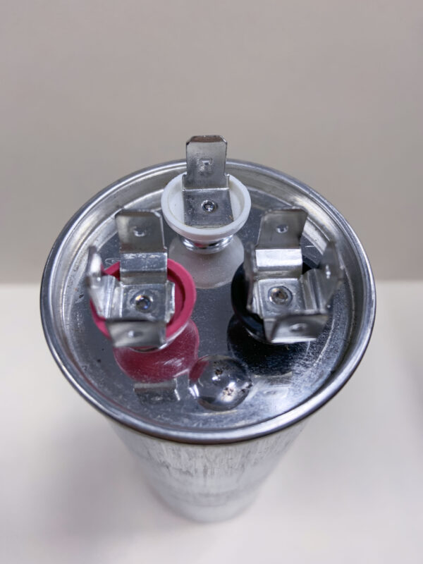 CBB65-370R0550 5+50 uF 370 VAC Capacitor - Image 2