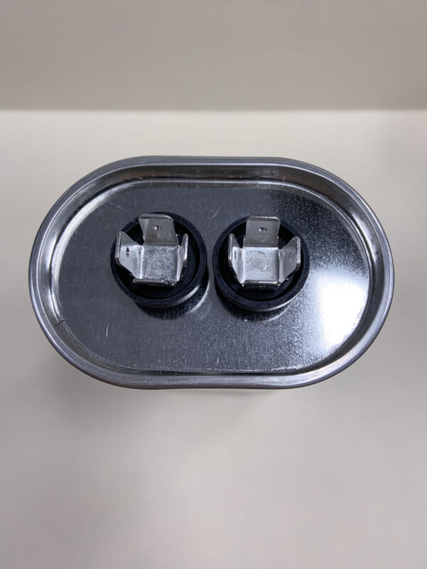 CBB65-660V186 18 uF 440-660 VAC Capacitor C000018C660 for Battery Charger - Image 2