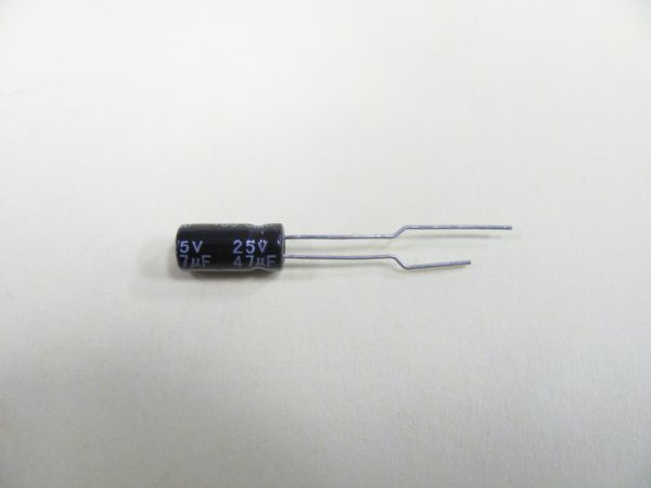 CD110X-1E470M5X11 47 uF 25 VDC Capacitor