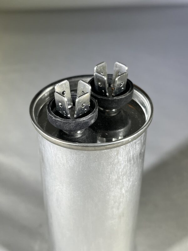 OC3035F09SP Baldor Run Capacitor 35 uF 370 VAC (356-M4) - Image 2