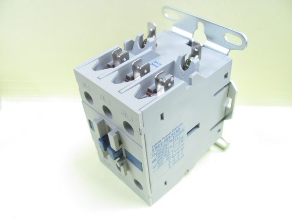 XMC0-403-EBAD Contactor
